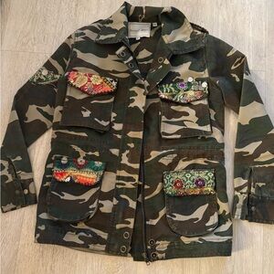 CAMO JACKET SIZE XS